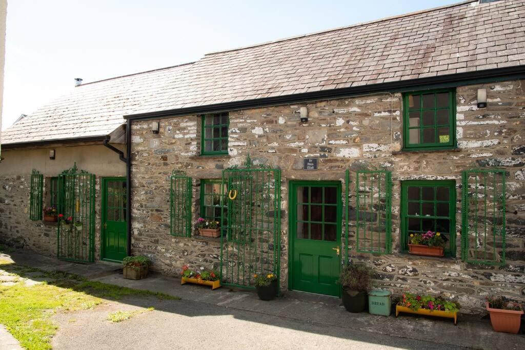 فيلا Yr Hen Efail - Old Smithy Tregaron المظهر الخارجي الصورة